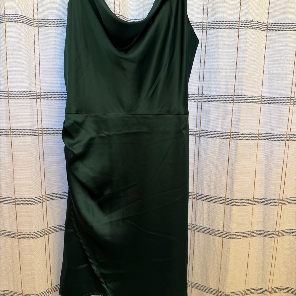 Elegant Green Sleeveless Dress